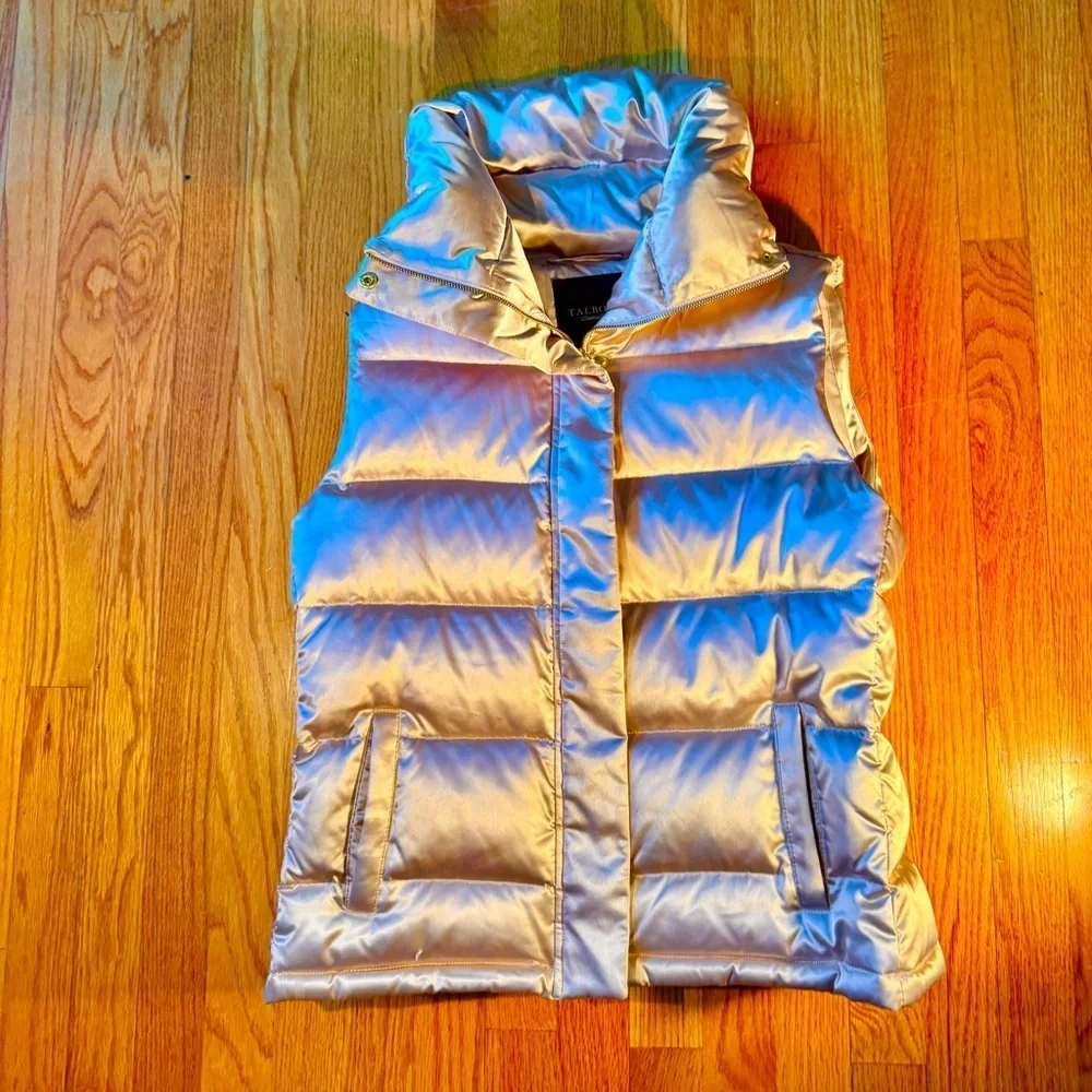 Talbots New High Collar Quilted Down Ladies Puffer Vest.WOW So Hot and Warm! 🥵🔥​ - Picture 6 of 13